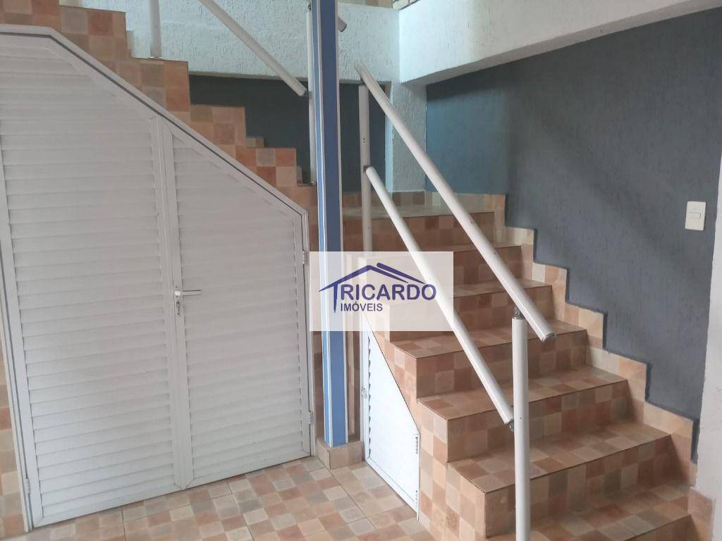 Casa à venda com 3 quartos, 230M2 - Foto 30