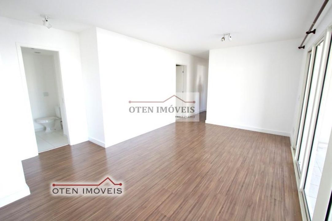 Apartamento à venda com 3 quartos, 116m² - Foto 2