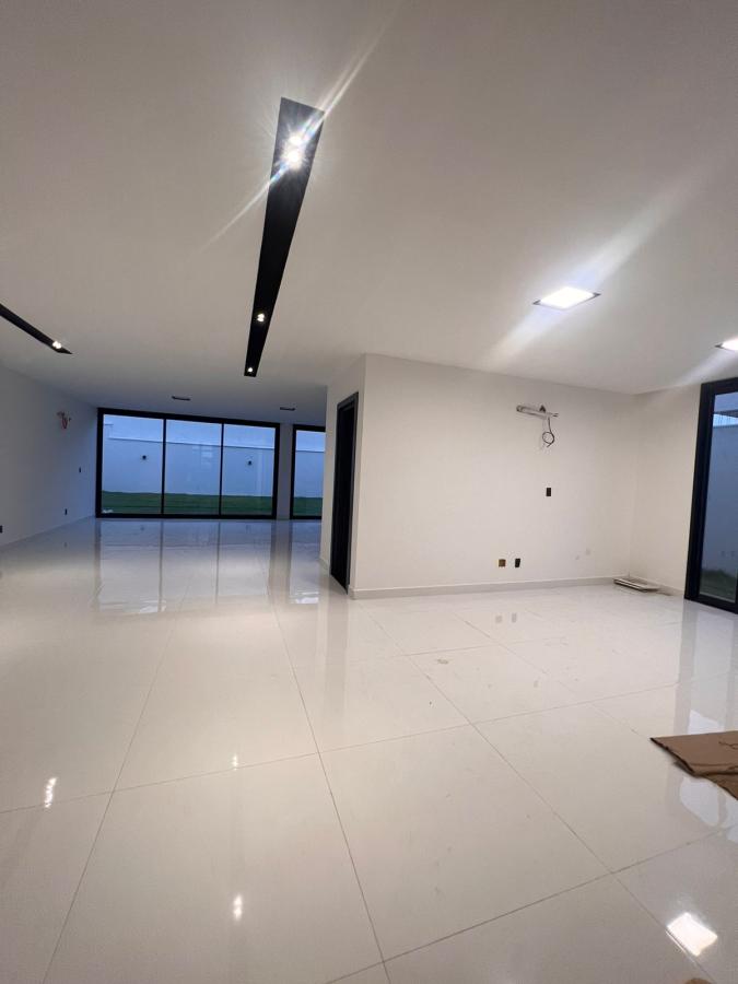 Casa de Condomínio à venda com 3 quartos, 271m² - Foto 10