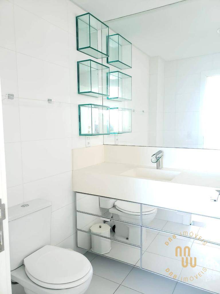 Apartamento à venda com 4 quartos, 250m² - Foto 17