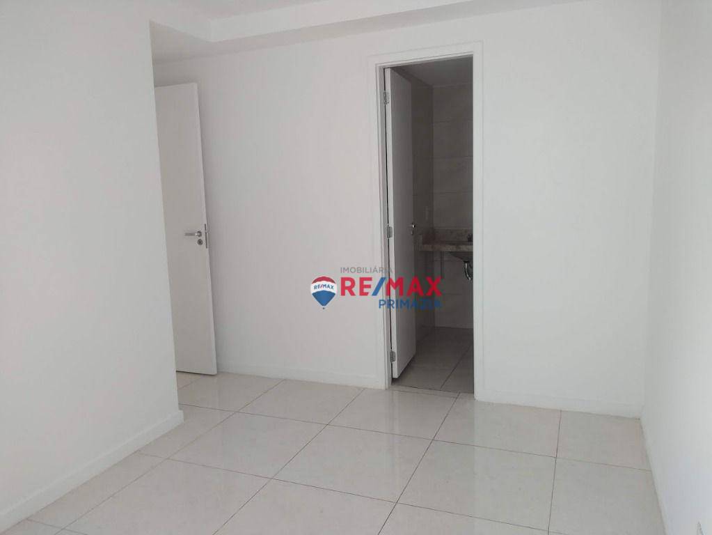 Apartamento para alugar com 3 quartos, 77m² - Foto 9