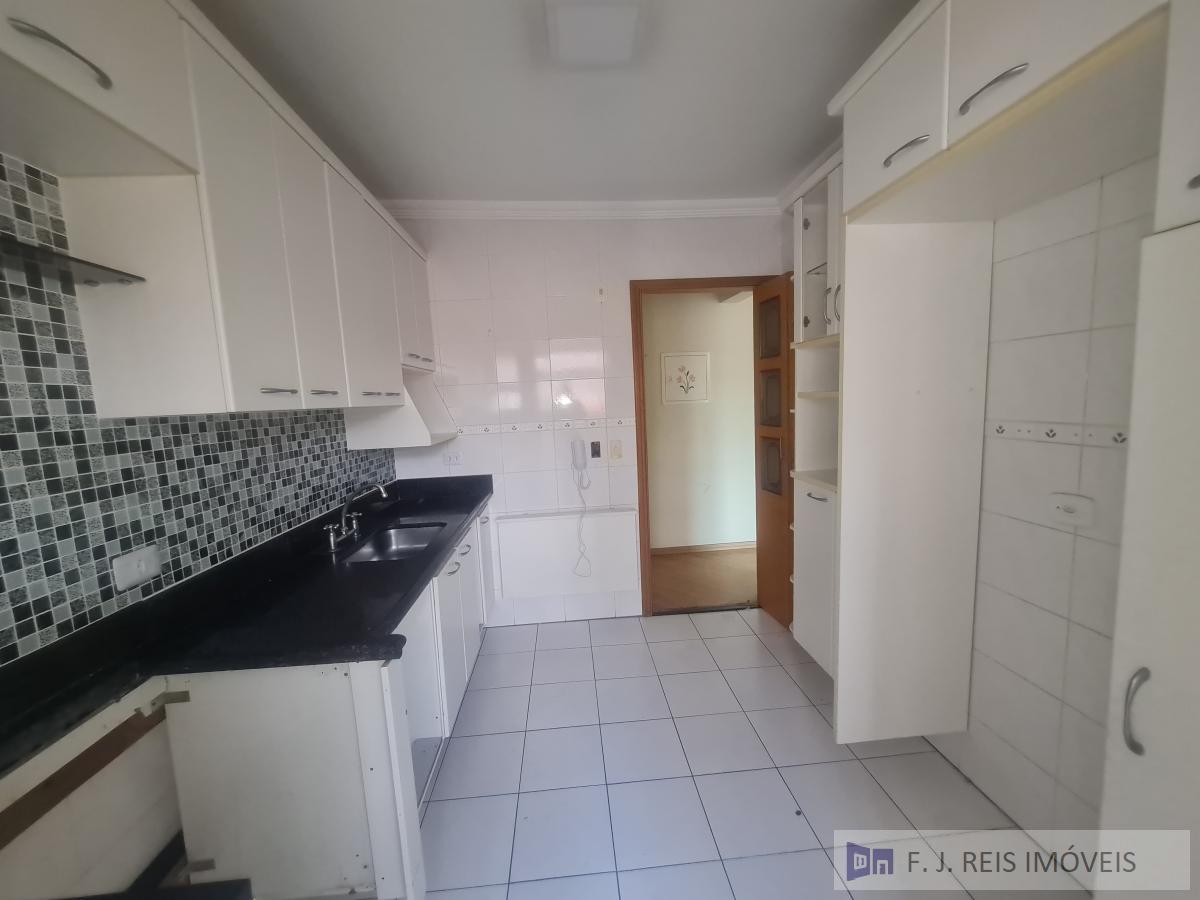 Apartamento à venda com 3 quartos, 93m² - Foto 9