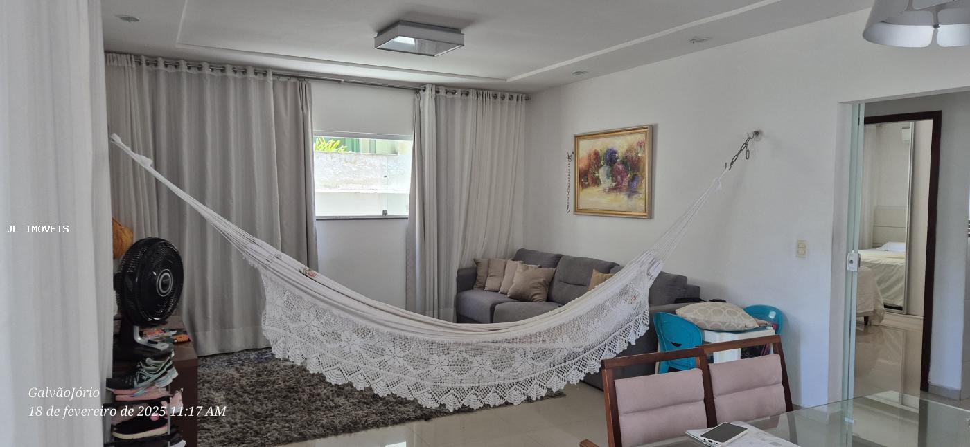 Casa de Condomínio à venda com 3 quartos, 338m² - Foto 3