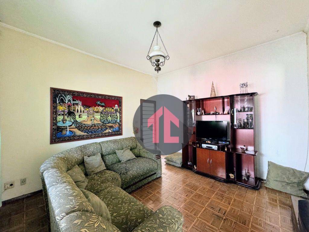 Casa à venda com 3 quartos, 154m² - Foto 3