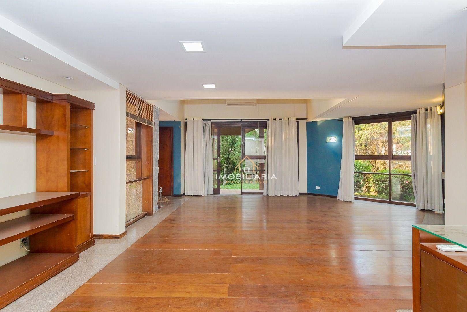 Casa de Condomínio para alugar com 5 quartos, 363m² - Foto 9