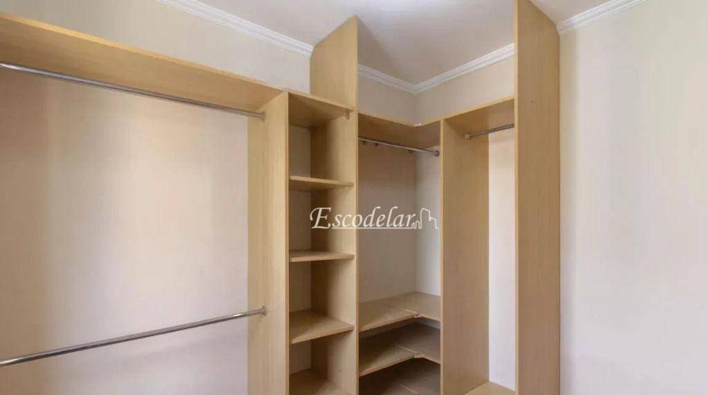 Apartamento à venda com 3 quartos, 60m² - Foto 17