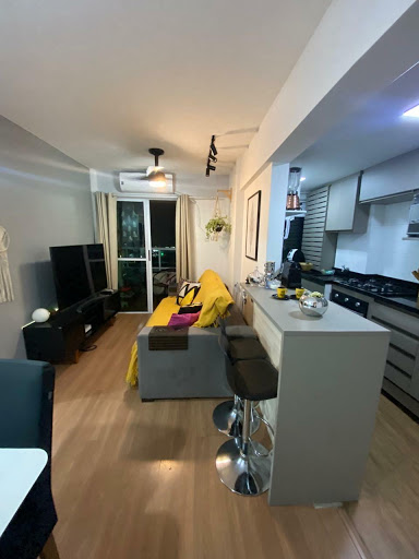 Apartamento à venda com 2 quartos, 57m² - Foto 2