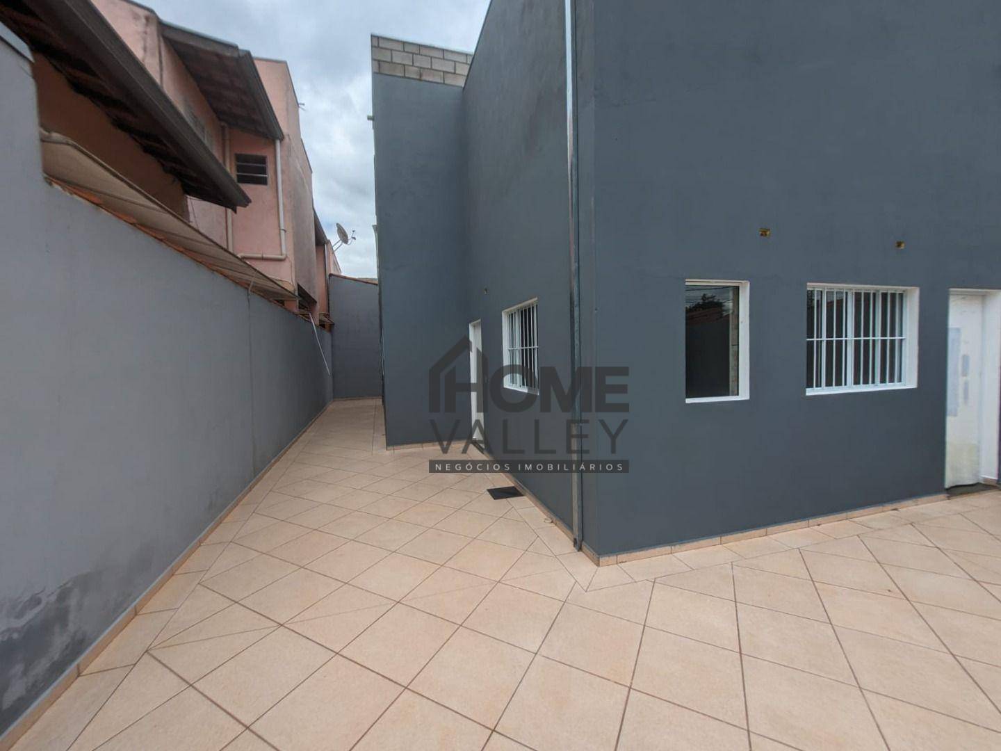 Casa à venda com 2 quartos, 98m² - Foto 4