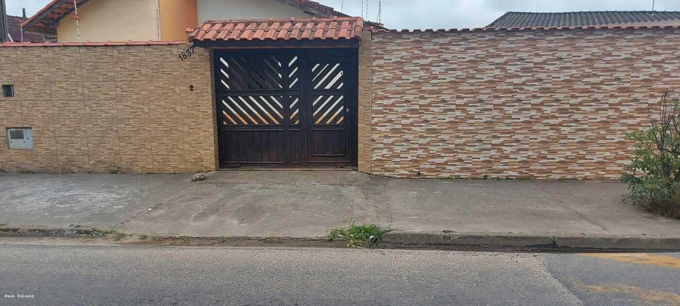 Casa à venda com 1 quarto, 125m² - Foto 2