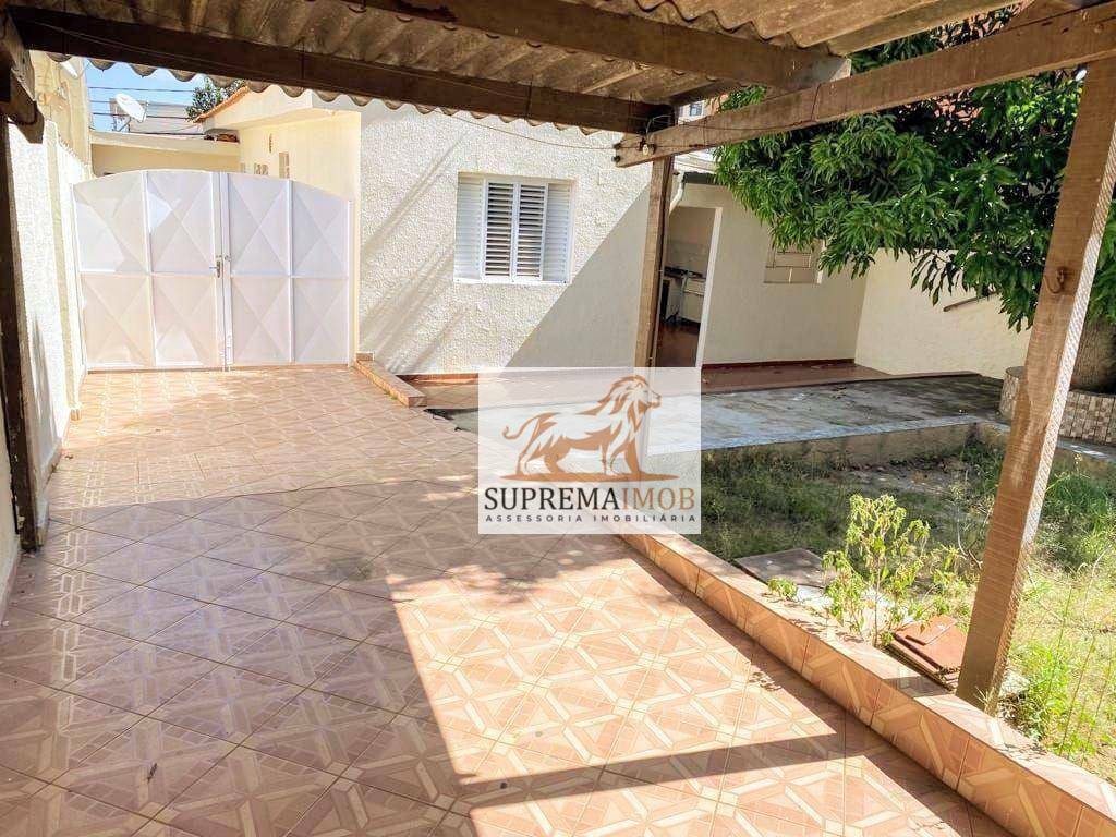 Casa à venda com 3 quartos, 141m² - Foto 14