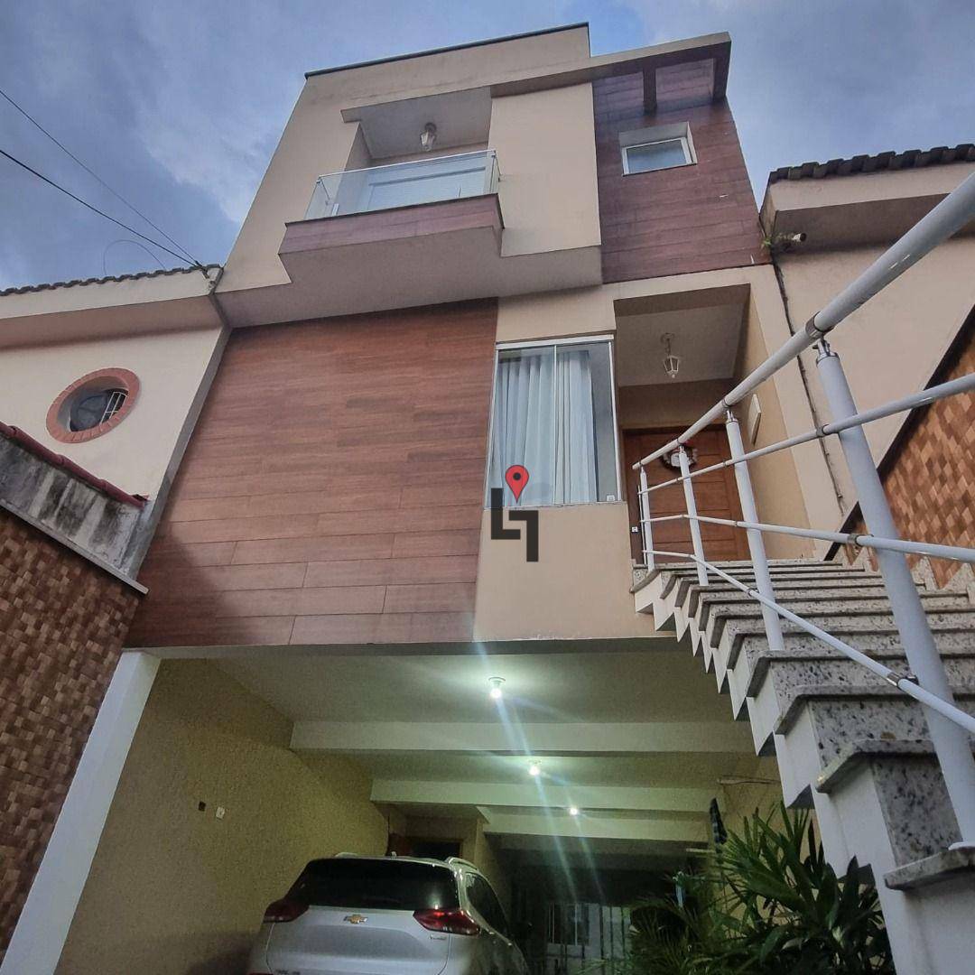 Sobrado à venda com 3 quartos, 245m² - Foto 2