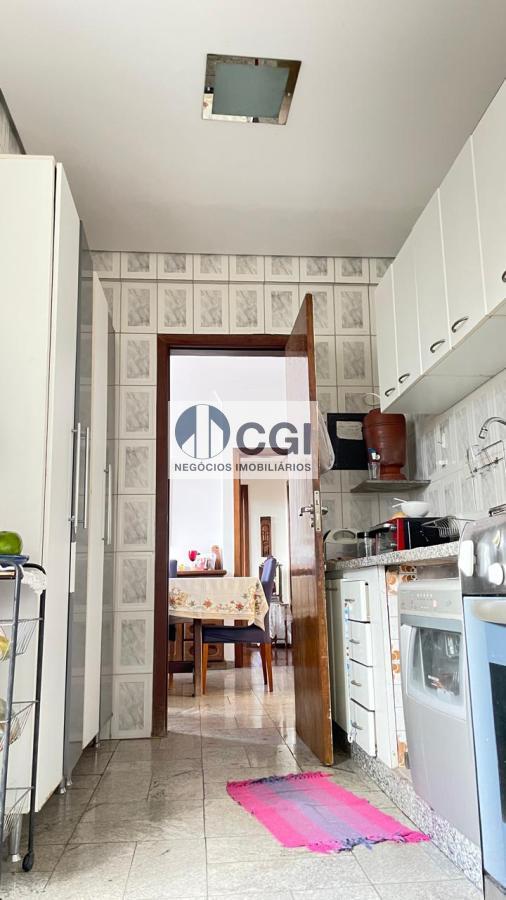 Apartamento à venda com 3 quartos, 110m² - Foto 31