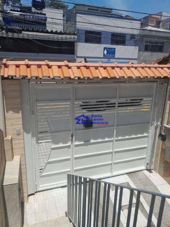 Sobrado à venda com 2 quartos, 126m² - Foto 2