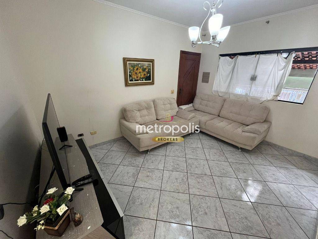 Casa à venda com 5 quartos, 220m² - Foto 1