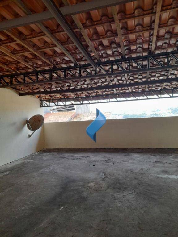 Casa à venda com 2 quartos, 300m² - Foto 17