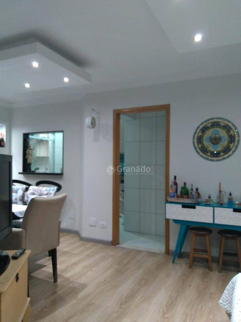 Apartamento à venda com 3 quartos, 76m² - Foto 27