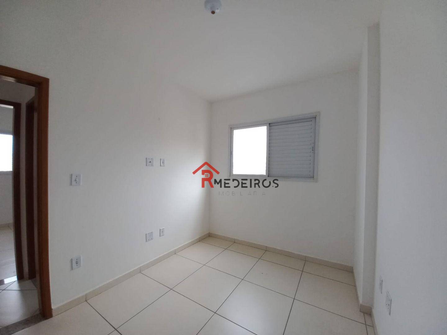 Apartamento à venda com 2 quartos, 66m² - Foto 13