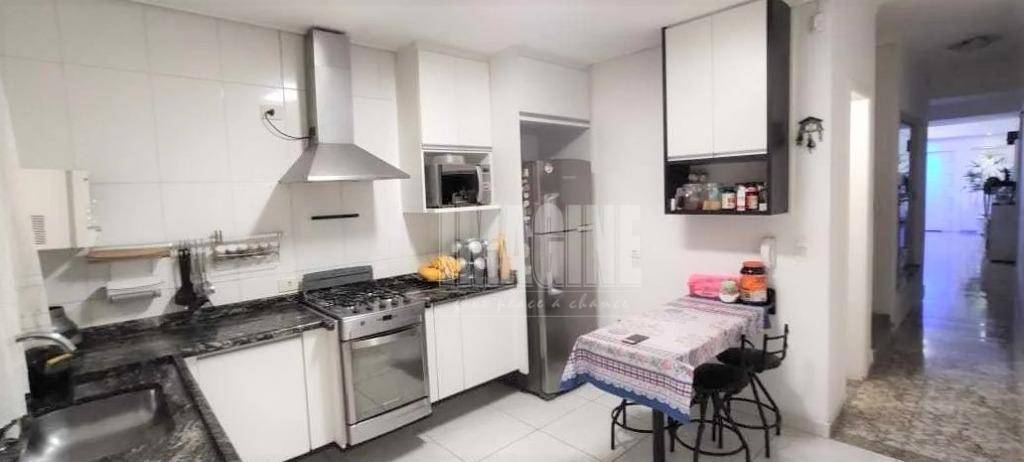 Sobrado à venda com 3 quartos, 106m² - Foto 4