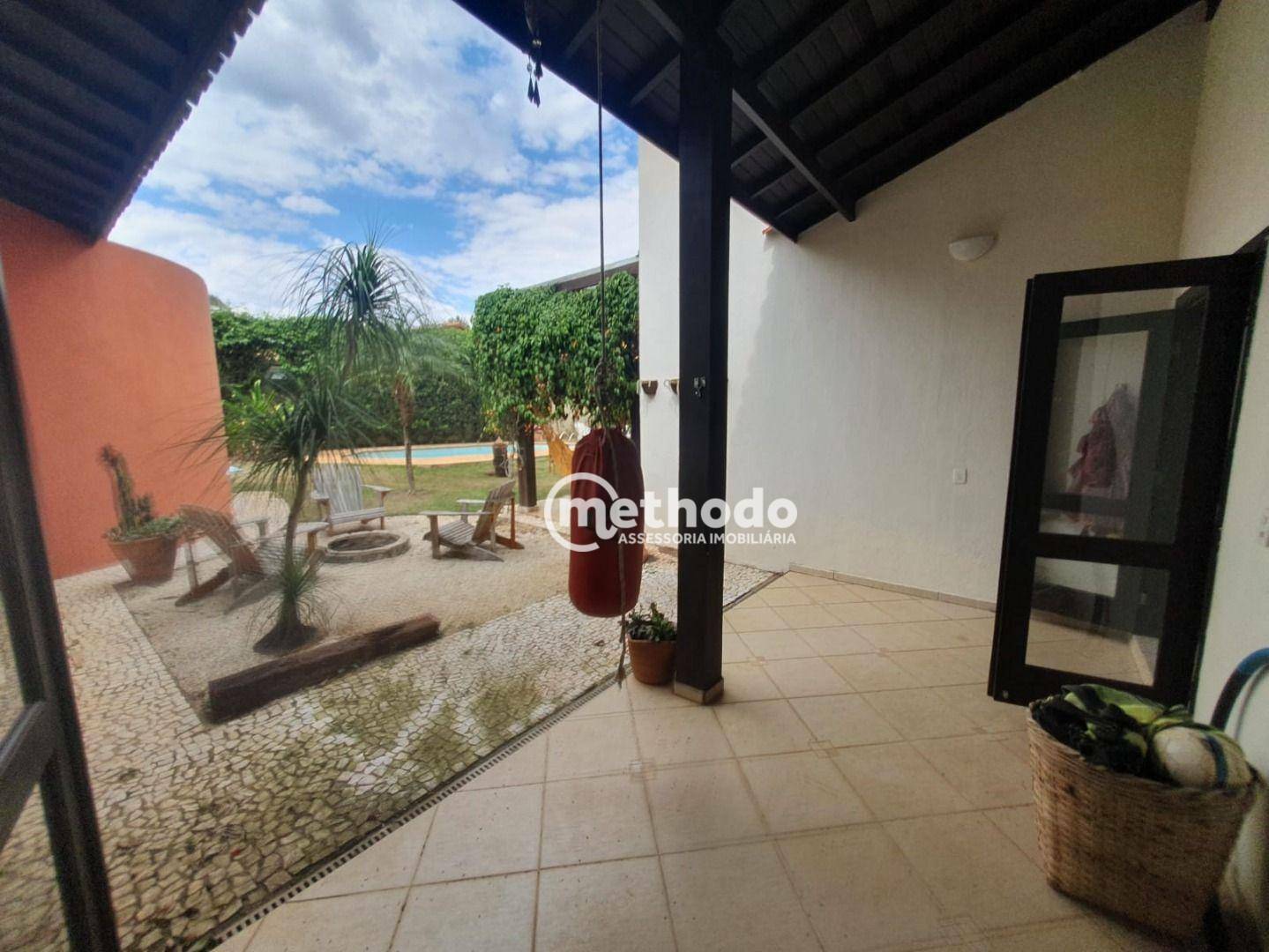 Casa de Condomínio à venda com 3 quartos, 360m² - Foto 41