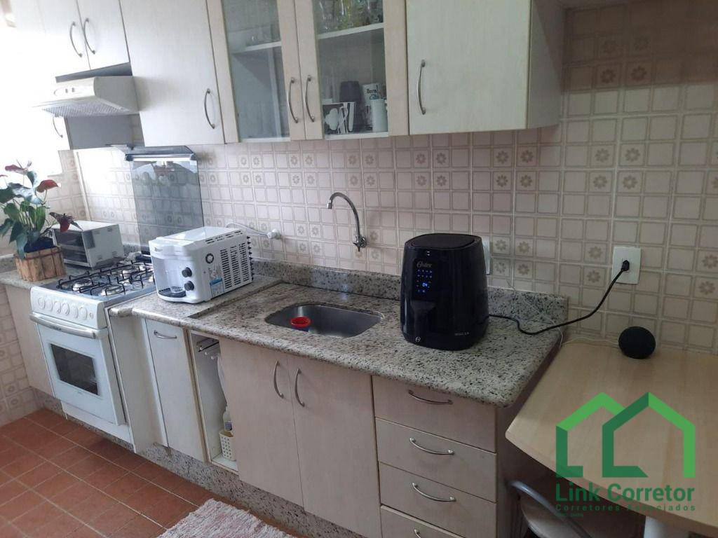 Apartamento à venda com 2 quartos, 67m² - Foto 5