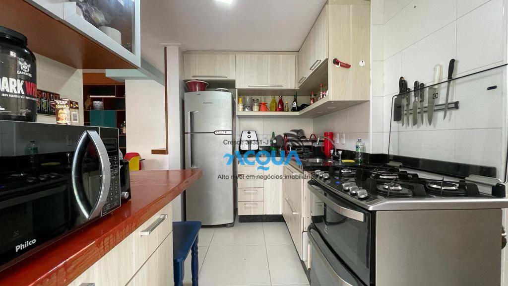 Apartamento à venda com 3 quartos - Foto 4