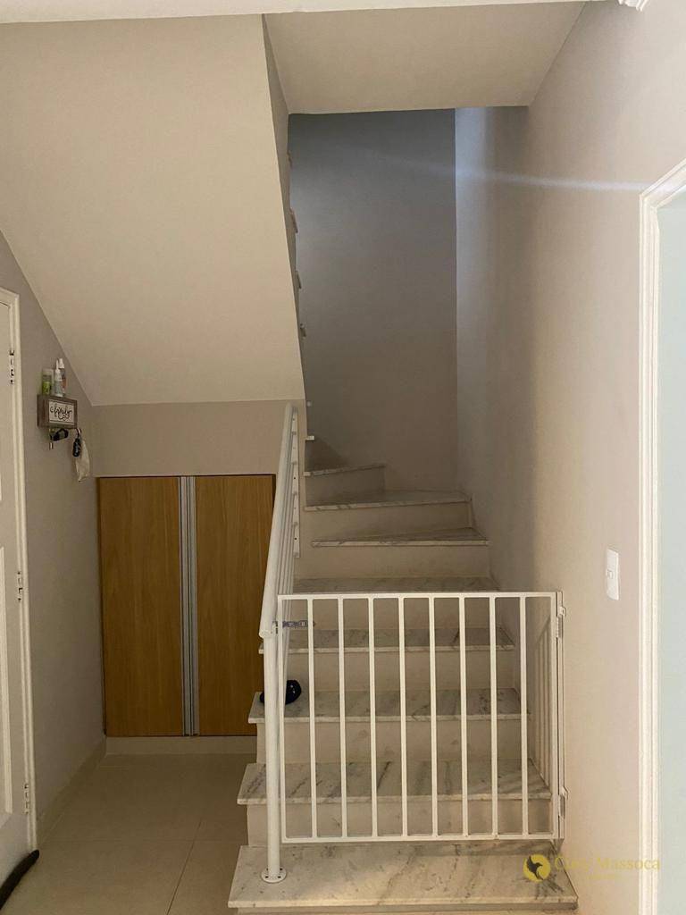 Casa para alugar com 3 quartos, 125m² - Foto 2