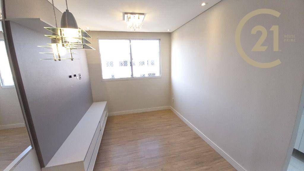 Apartamento à venda com 2 quartos, 42m² - Foto 4