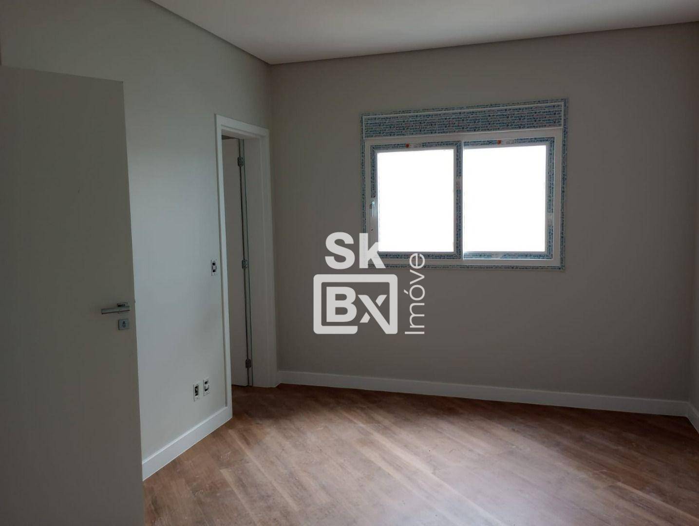 Apartamento à venda com 3 quartos, 186m² - Foto 15