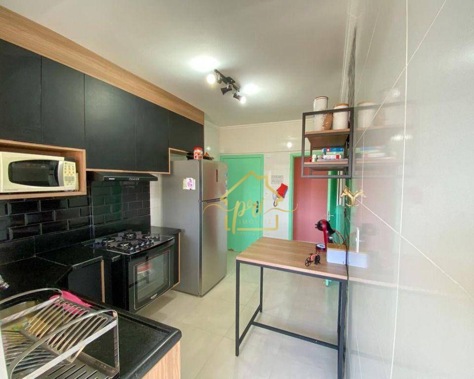 Apartamento à venda com 2 quartos, 100m² - Foto 3