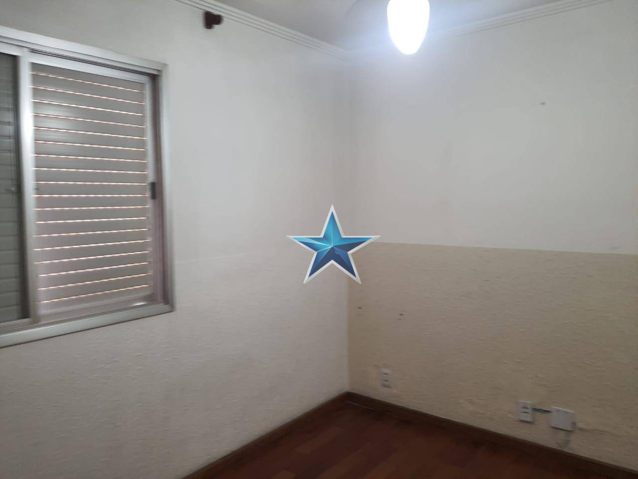 Apartamento para alugar com 4 quartos, 90m² - Foto 23