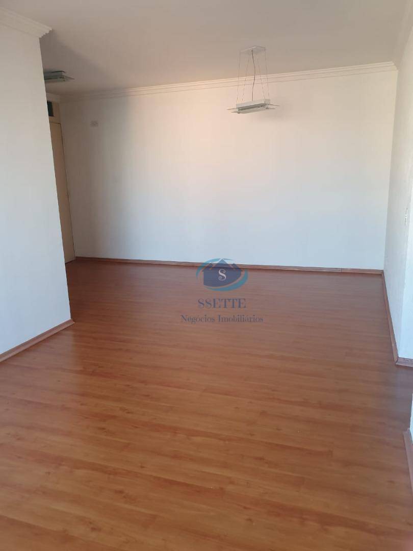 Apartamento à venda com 2 quartos, 60m² - Foto 11