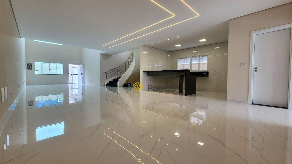 Sobrado à venda com 4 quartos, 332m² - Foto 24