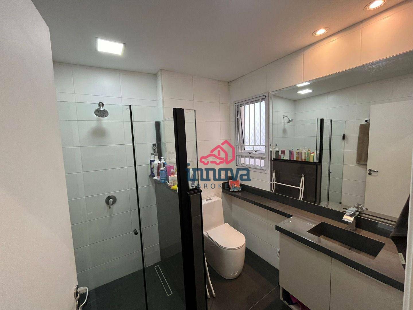 Apartamento à venda com 2 quartos, 42m² - Foto 17