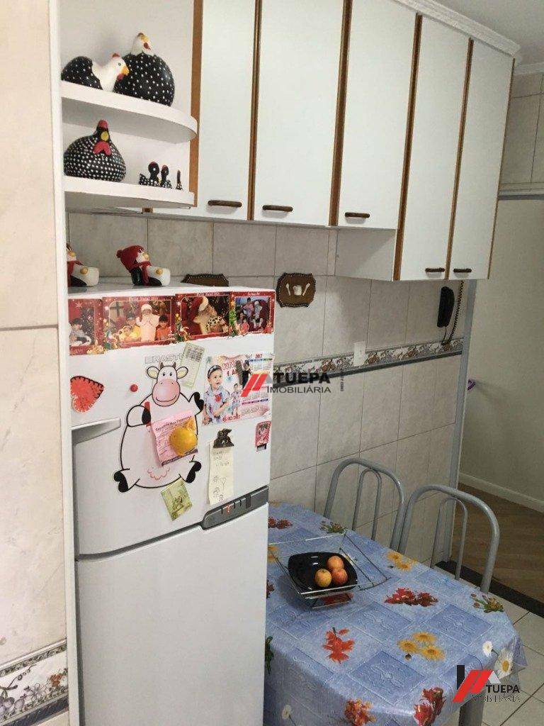 Apartamento à venda com 2 quartos, 64m² - Foto 8