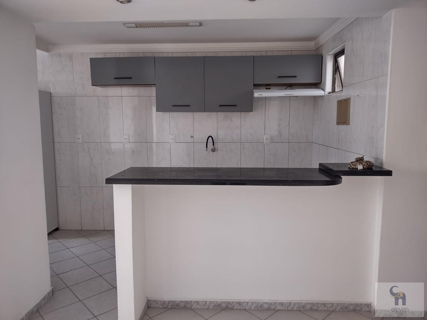 Apartamento à venda com 2 quartos, 64m² - Foto 15