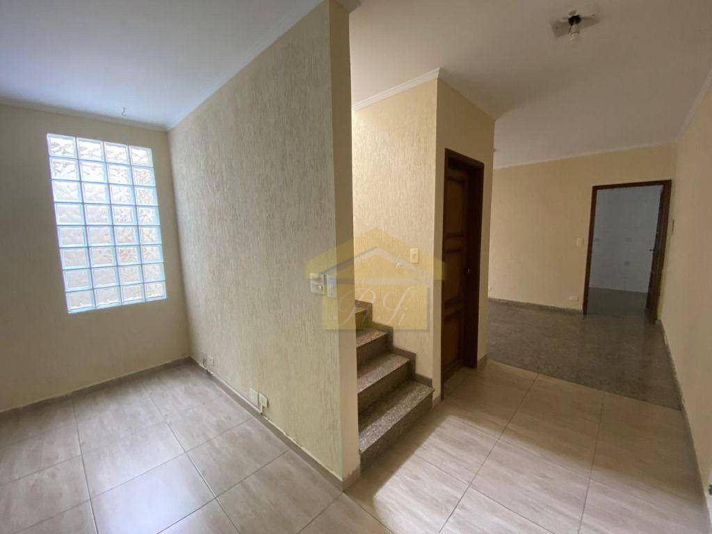 Sobrado à venda com 3 quartos, 150m² - Foto 3