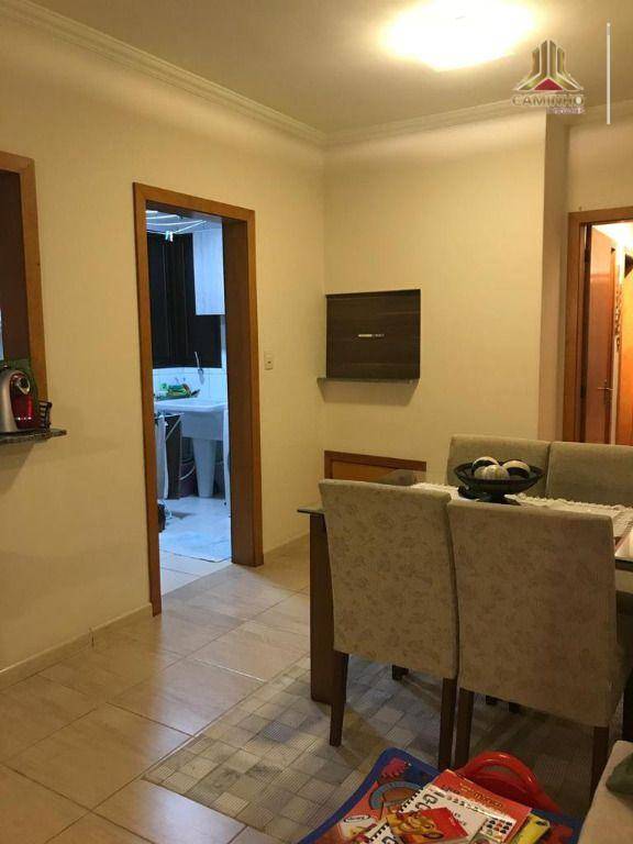 Apartamento à venda com 3 quartos, 83m² - Foto 1