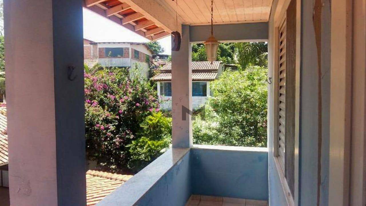 Casa à venda com 5 quartos, 198m² - Foto 23