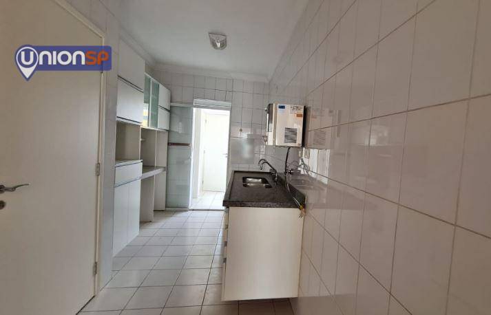 Apartamento à venda com 3 quartos, 104m² - Foto 8