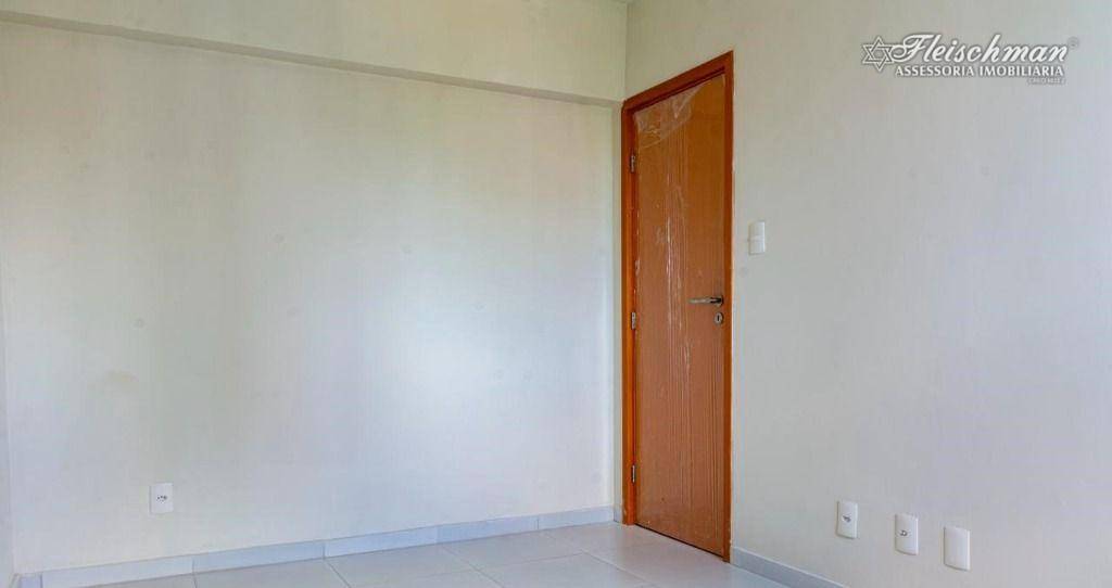 Apartamento à venda com 4 quartos, 143m² - Foto 10