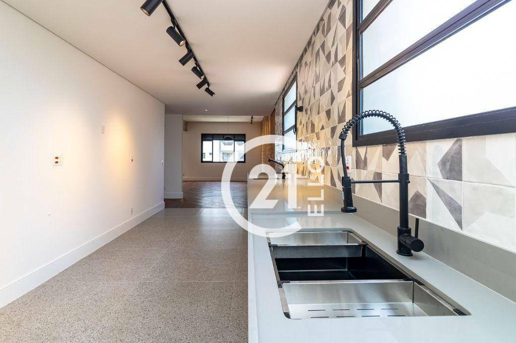 Apartamento à venda com 3 quartos, 212m² - Foto 40