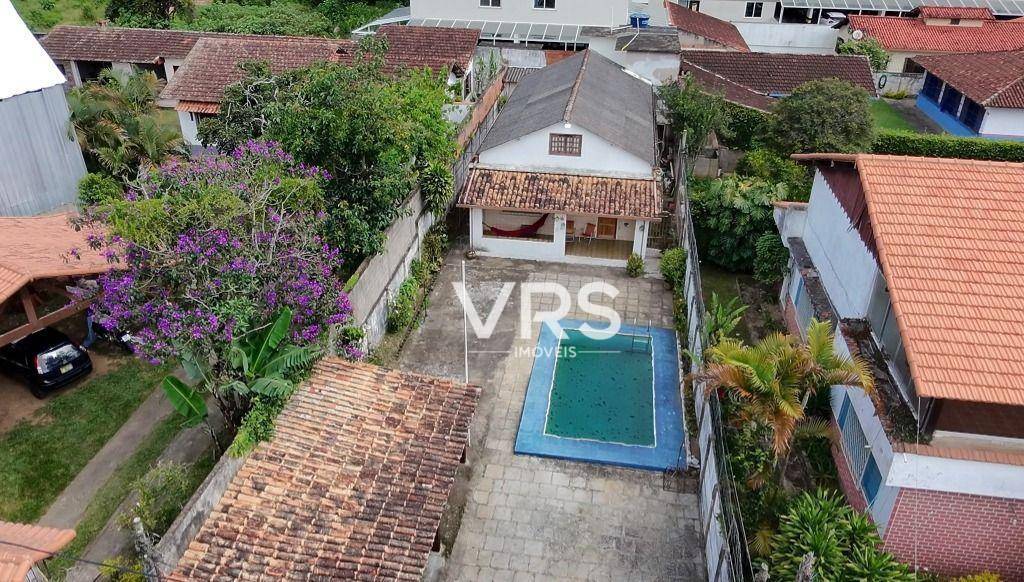 Casa à venda com 3 quartos, 186m² - Foto 13