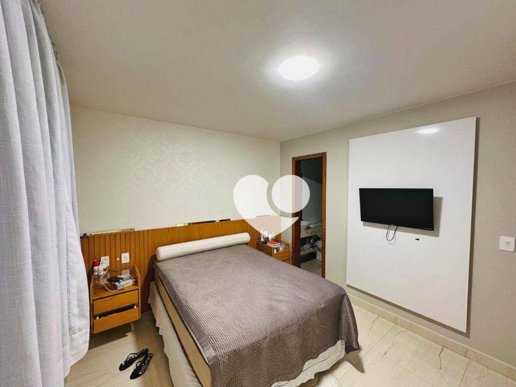 Apartamento à venda com 3 quartos, 95m² - Foto 9