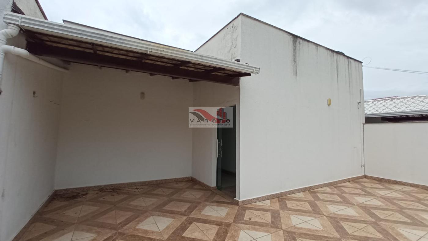 Casa à venda com 4 quartos, 80m² - Foto 32