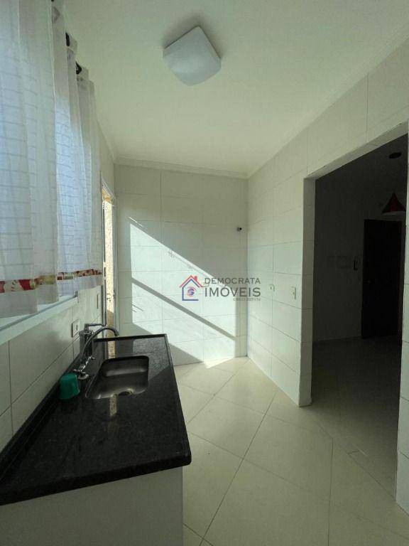 Apartamento à venda com 2 quartos, 37m² - Foto 10