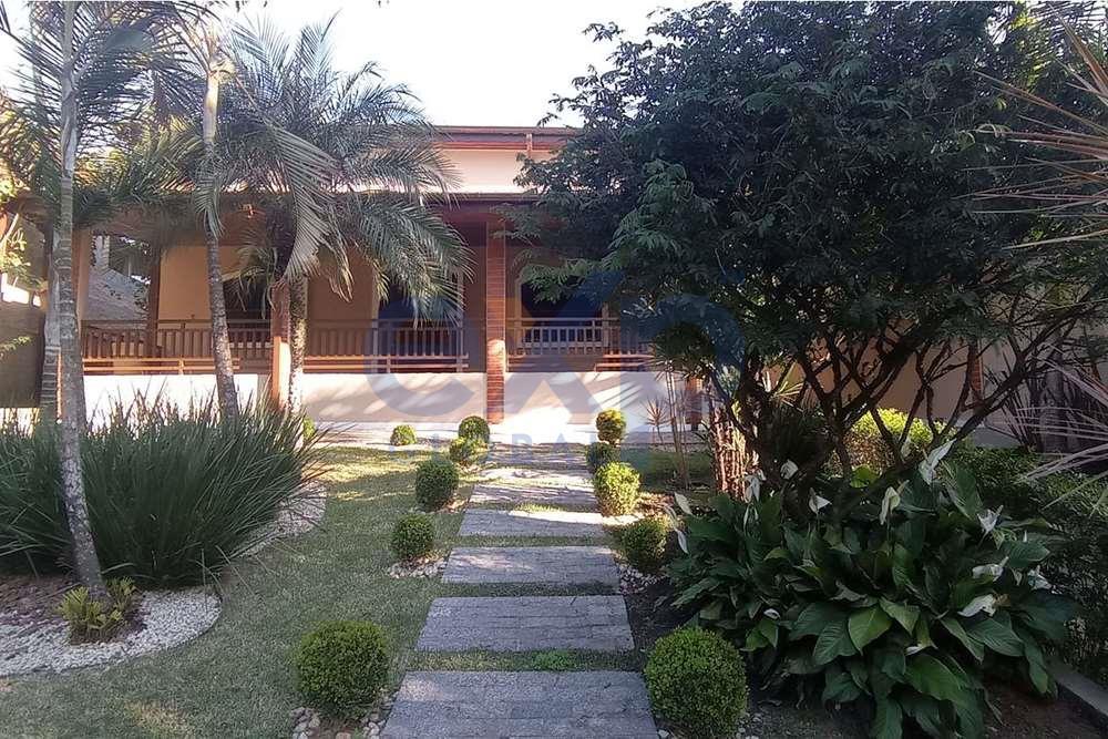 Casa à venda com 3 quartos, 350m² - Foto 1