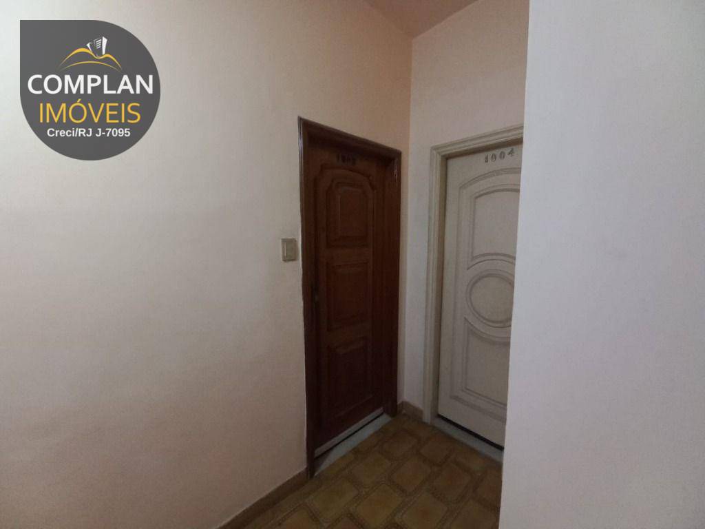 Apartamento à venda com 1 quarto, 40m² - Foto 13