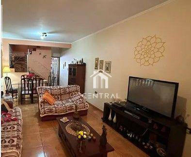 Sobrado à venda com 3 quartos, 145m² - Foto 1