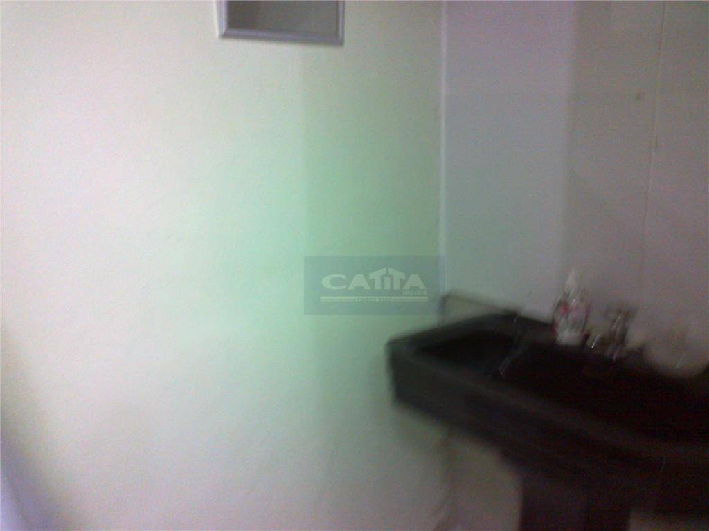 Casa à venda com 8 quartos, 240m² - Foto 5