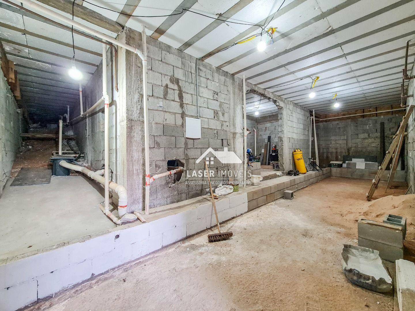 Casa de Condomínio à venda com 3 quartos, 240m² - Foto 45